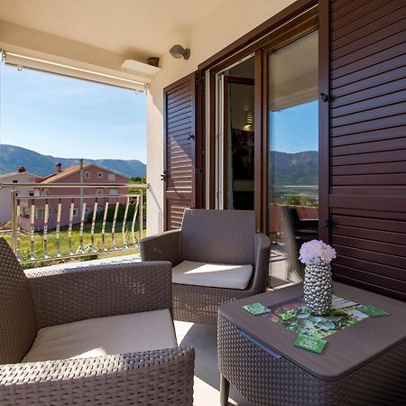 Apartment Coralina Baška Екстериор снимка